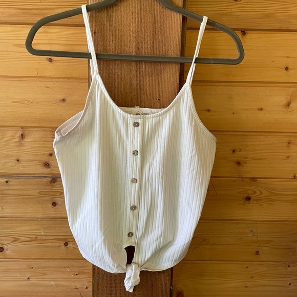 White Ribbed Tank Top w/ Knot in the Front - Picture 3 of 5